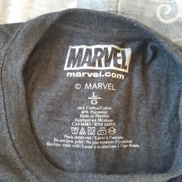Marvel Punisher Graphic T-shirt - Picture 6 of 6